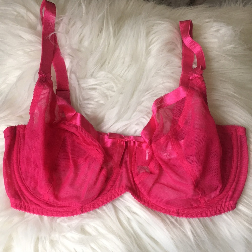NWOT 💫 Miss Mandalay Hot Pink Bra